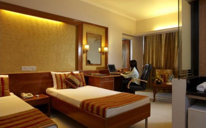 Avion Hotel
