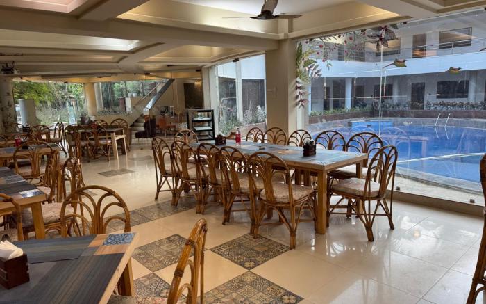 White Sands Resort & Spa