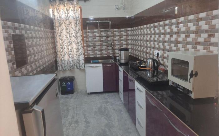 Hari Homestay Gaonguri TehsilKasauli l Veg Food |2