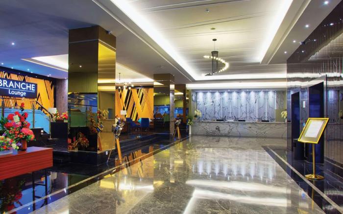 GOLDEN TULIP ESSENTIAL MAKASSAR
