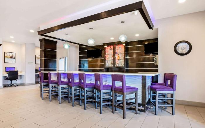 La Quinta Inn & Suites by Wyndham Corpus Christi - Portland