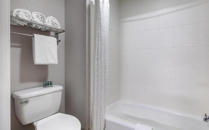 Best Western Limestone Inn & Suites