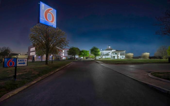 Motel 6 San Antonio, TX - Sea World North