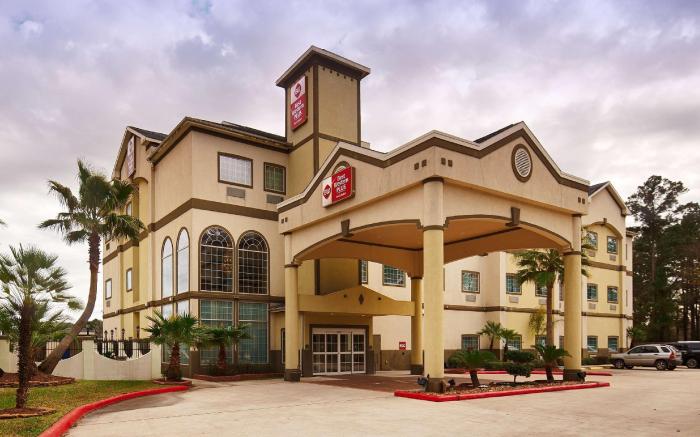 Best Western Plus New Caney Inn and Suites