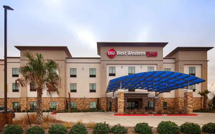 Best Western PLUS Flatonia Inn