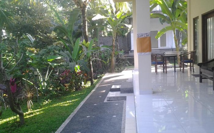 Agung Trisna Bungalow