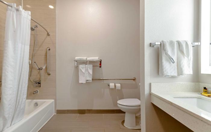 Best Western Plus Pleasanton Hotel