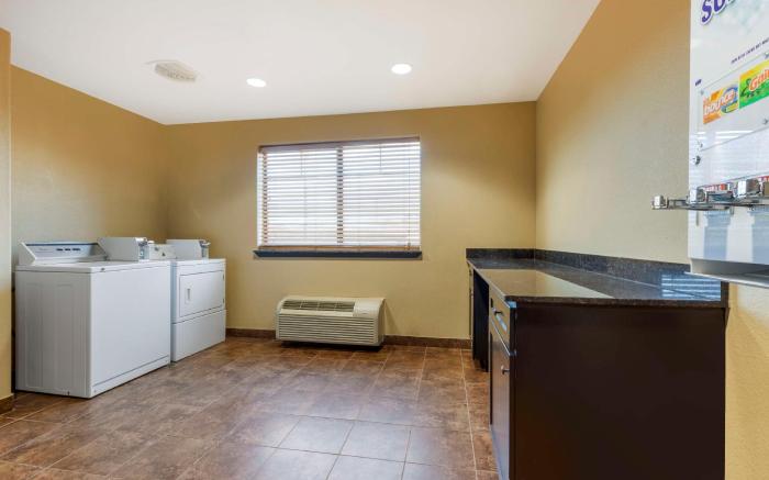 Best Western Plus Classic Inn and Suites