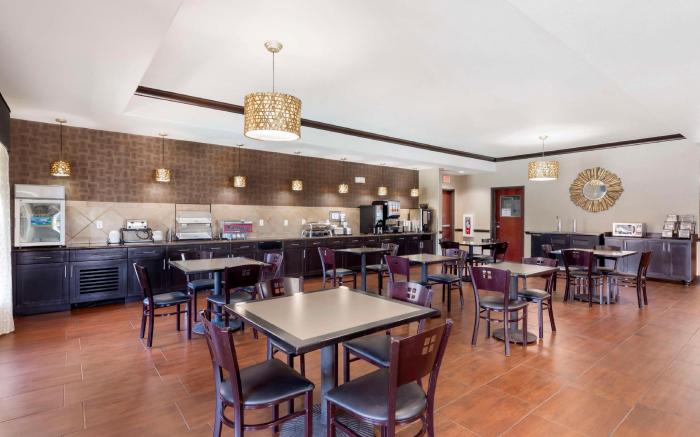 Best Western Plus Classic Inn and Suites