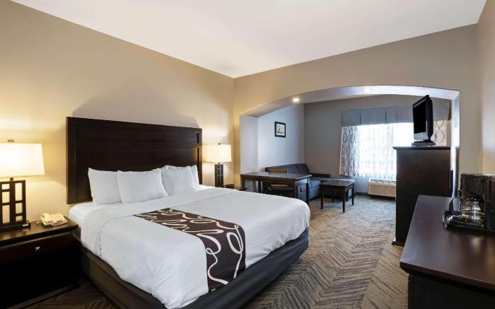 La Quinta Inn & Suites by Wyndham Brookshire