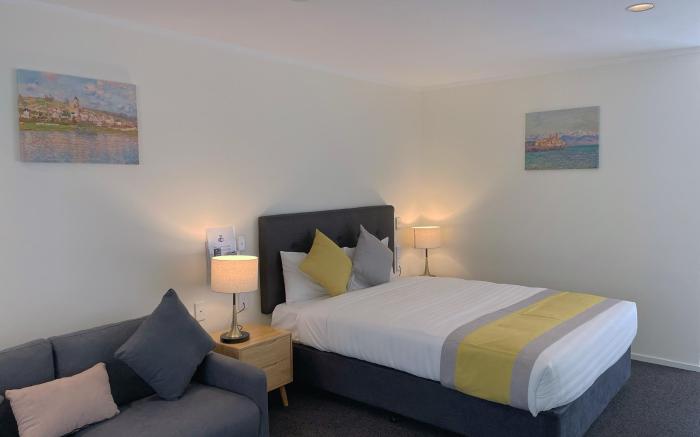 Royal Park Lodge