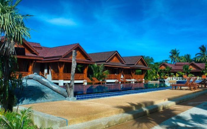 Sangsawan Palace Khaolak Resort