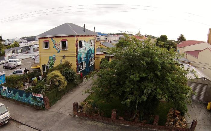 Bazils hostel & Surf School