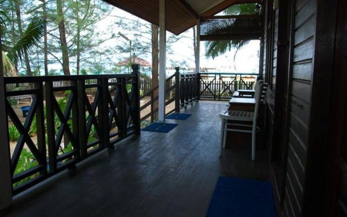 Anjung Pantai Seberang