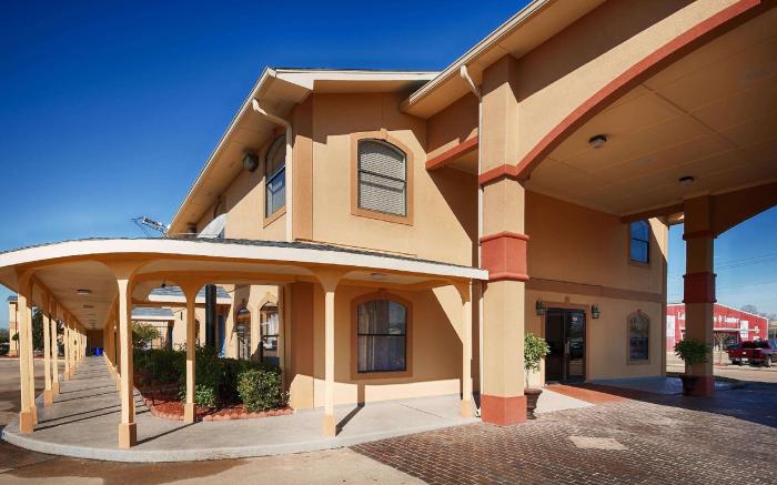 Best Western Angleton Inn