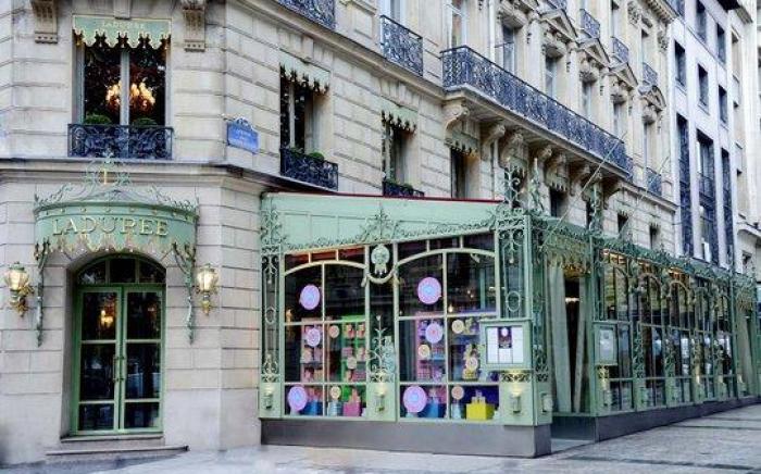 STUDIO LUMINEUX & ELEGANT | 4 MIN A PIED DES CHAMPS-ELYSEES | ARRIVEE AUTONOME