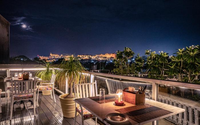 Tripli Hotels Shiv Villas