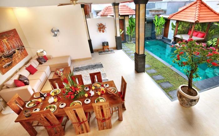 De Liza Villa Seminyak Beachside