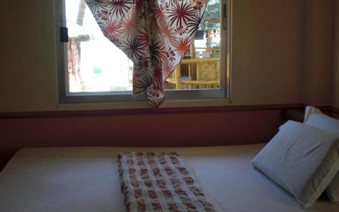 Yooneek Beach Resort