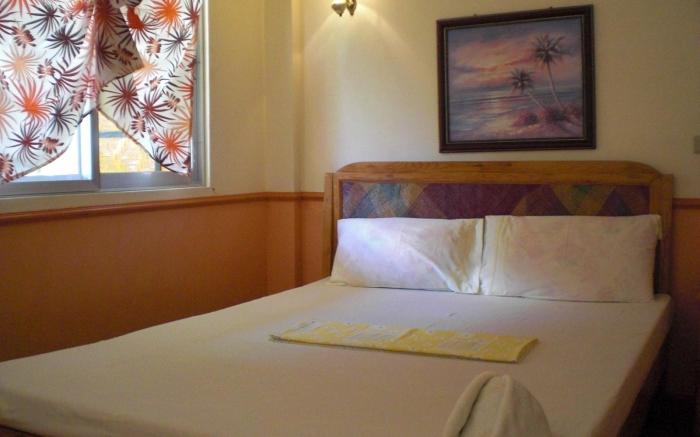 Yooneek Beach Resort