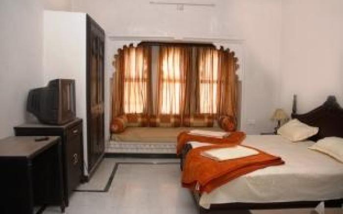 Hotel Moti Mahal Muroli