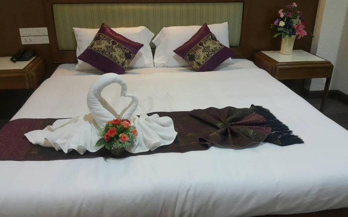 River Grand Hotel
