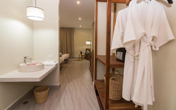 Bayon Modern Residence