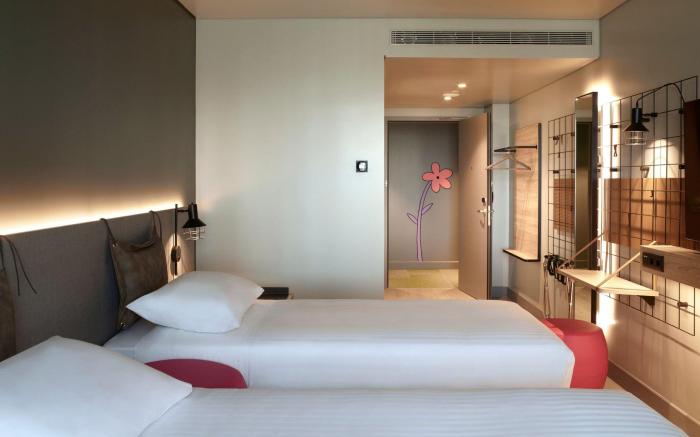 Moxy Athens City