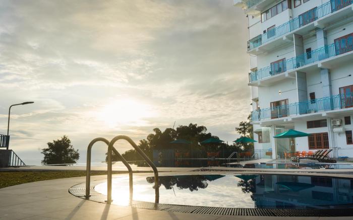 Resort Myriad Star Ella