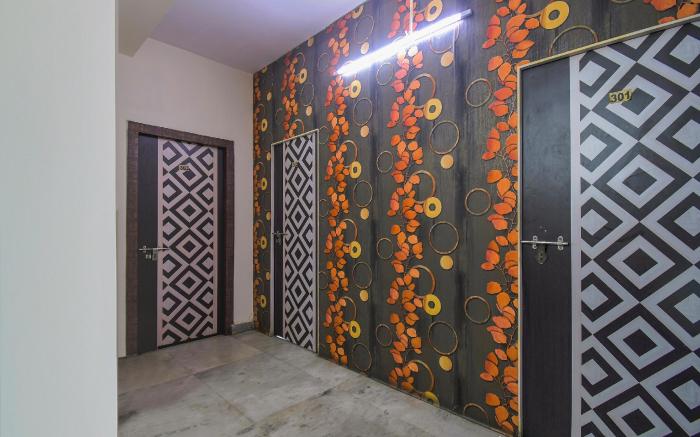 Super Collection O Bricks Inn Hazra Road Near Birla Mandir
