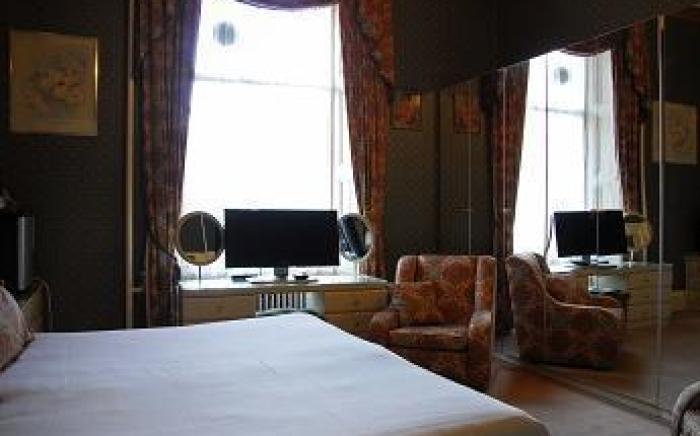 Ritz Hotel