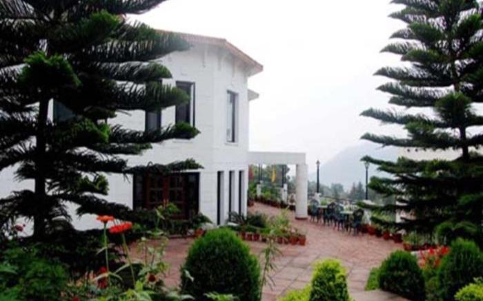 8fold-Pinecrest by LaRiSa, Bhimtal