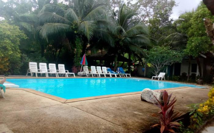 Khaolak Banana Bungalow
