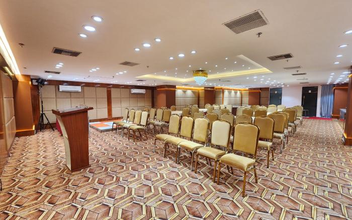 Hotel Mandakini Royale