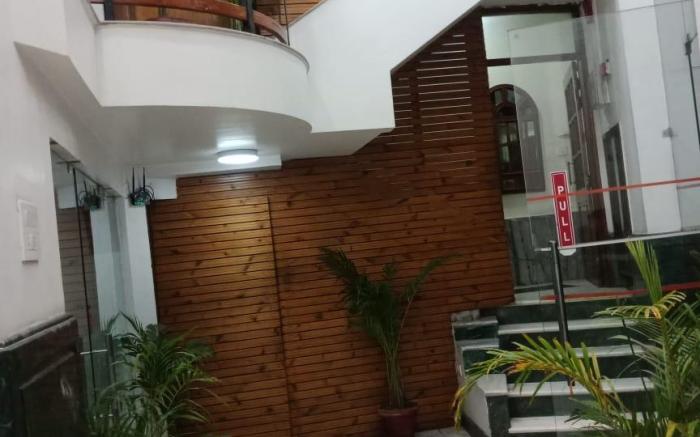 Hotel Mandakini  Lush