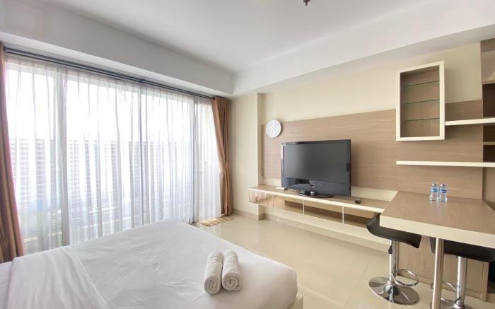 Pleasant Studio Beverly Dago Near ITB By Travelio