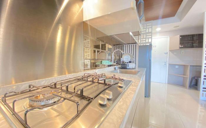 Luxurious 2BR Parahyangan Residence By Travelio