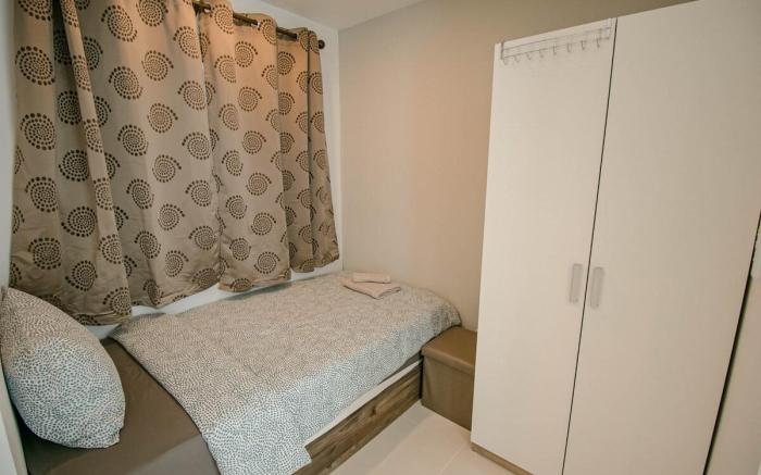 Family 2 bedroom with Lake view - M258