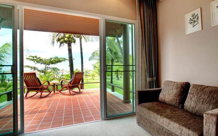 C&N Kho Khao Beach Resort