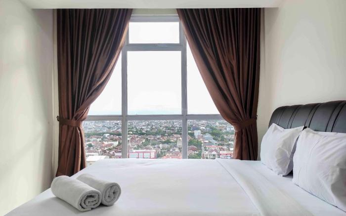 Big and Comfy 3BR Vida View Apartment By Travelio