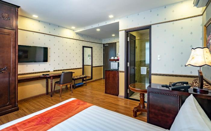 Collection O Emerald Luxury Apartment - Near SECC