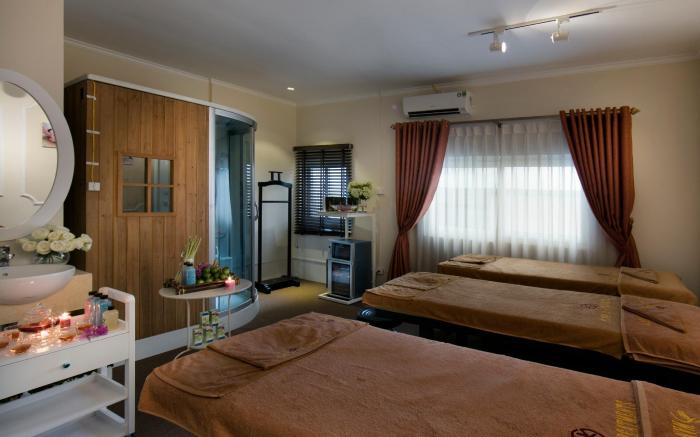 Hanoi Center Silk Premium Hotel