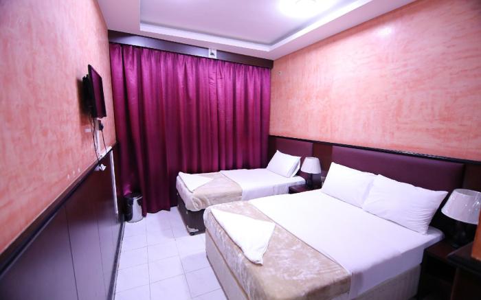 OYO 912 Tanha Hotel
