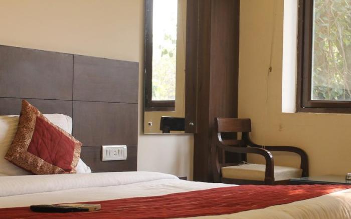 Hotel Paradise Inn