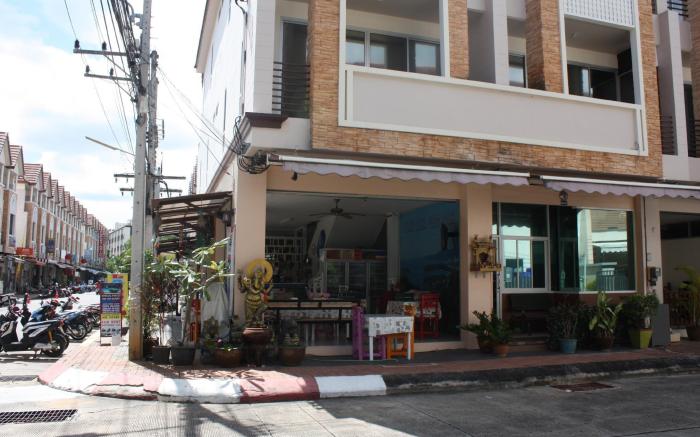 Phuket Racha @ Kata Bed & Breakfast