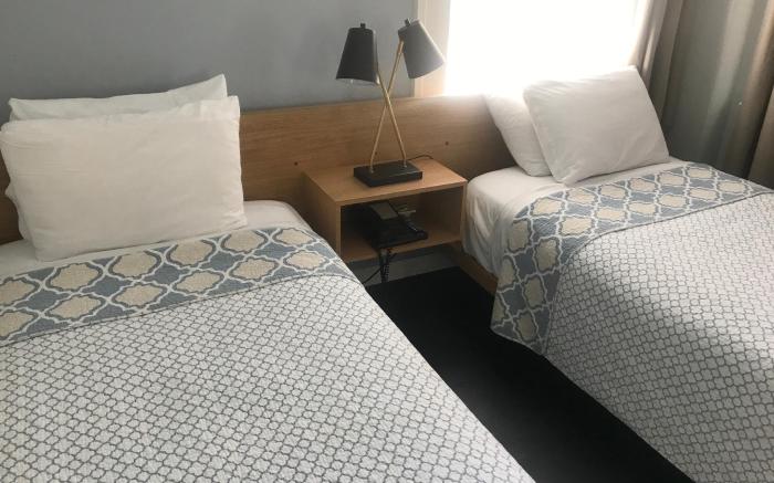 Touchstone Hotel City Center 