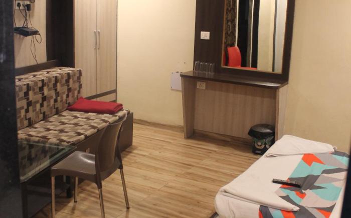 Hotel Mukesh Residency