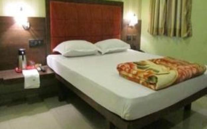 Bhammar's Inn - A Pure Vegetarian Hotel