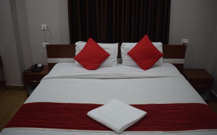 HOTEL AASHIYANA