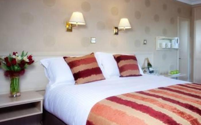 The Lodge Hotel
